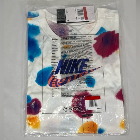 Nike Women's Festival Crop Graphic Short Sleeve T-shirt - Women's Large - NWT - Picture 4 of 4